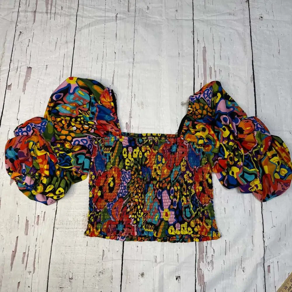 Live 4 Truth Smocked Abstract Graffiti Print Puff Sleeve Crop Top - Picture 4 of 8